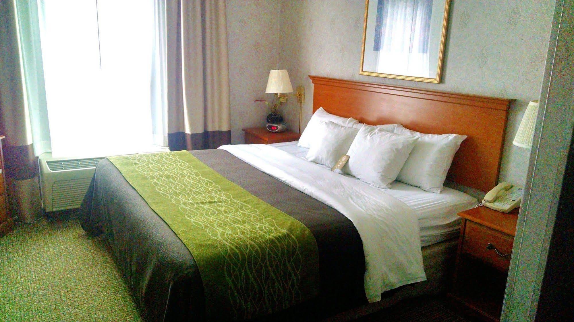 Comfort Inn Хантингдон Экстерьер фото